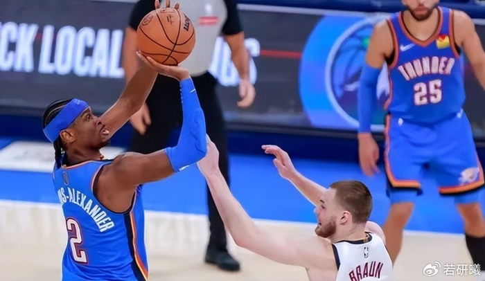 亚历山大追平张伯伦63年纪录 连续126场20+创历史