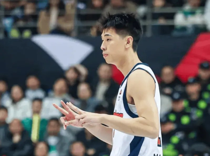 崔永熙爆发砍下14分仍受身体影响广东惨败上海