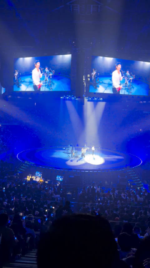 杜月徴西协甲首秀替补登场 邝兆镭中超首秀引发