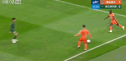 浙江队王钰栋双响助队逆转青岛海牛