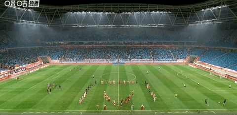 浙江队王钰栋双响助队逆转青岛海牛