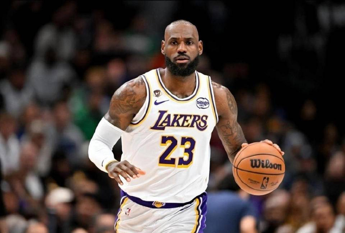 詹姆斯冲击斯托克顿助攻纪录难成现实