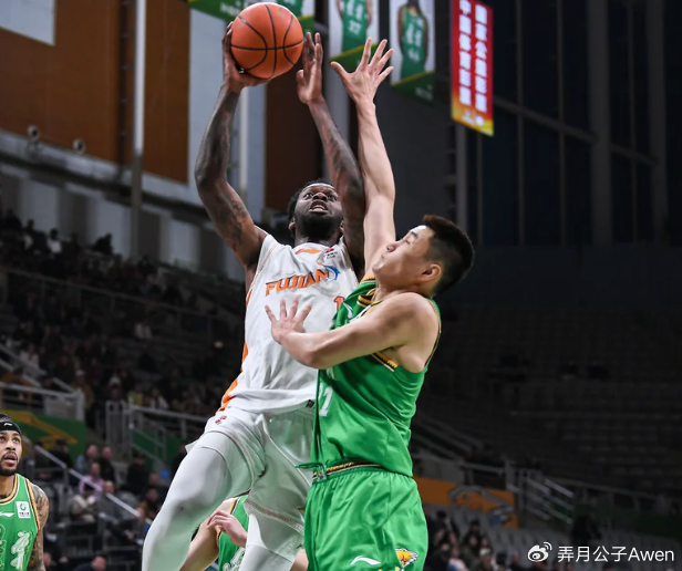 吴昌泽辽篮表现低迷引球迷质疑，对比吉林时期