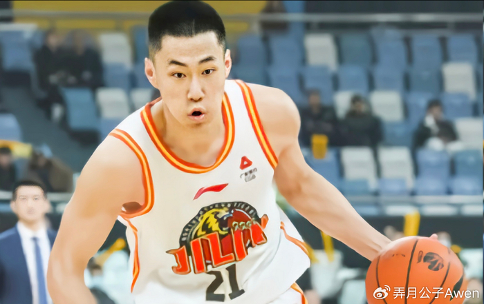 吴昌泽辽篮表现低迷引球迷质疑，对比吉林时期