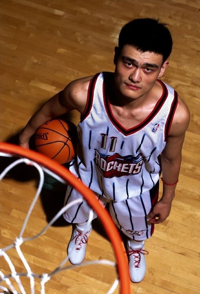 杨瀚森NBA首季表现低迷，中国球员登陆挑战重重