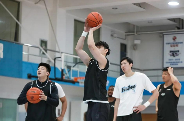 北京首钢新援威廉姆斯首秀在即 面对吉林男篮迎